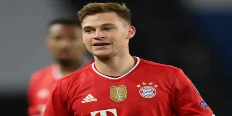 Kimmich luôn được rất nhiều hlv yêu thích bới sự đa năng của anh